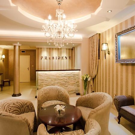 Garni Hotel President De Luxe Kragujevac Esterno foto