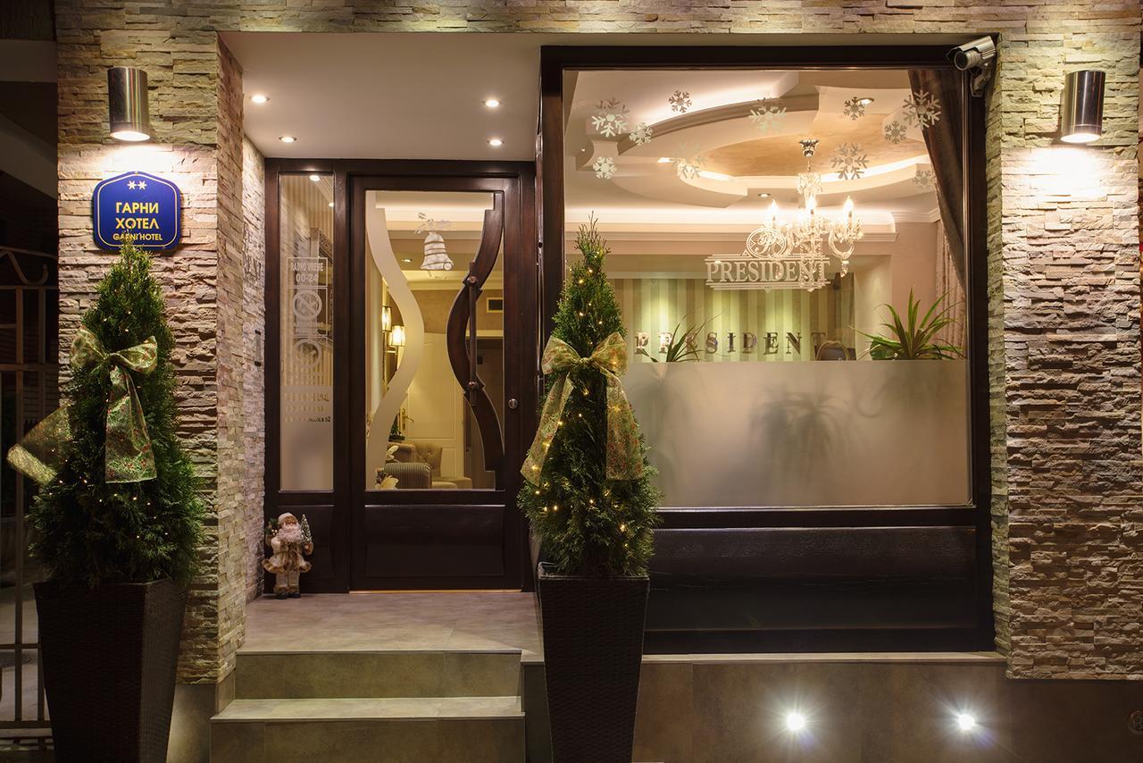 Garni Hotel President De Luxe Kragujevac Esterno foto